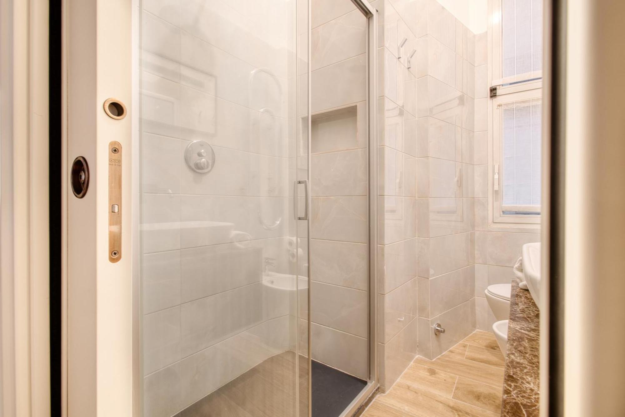 Apartment Joivy Modern 1-bedroom Flat Near The Centre Of Mailand