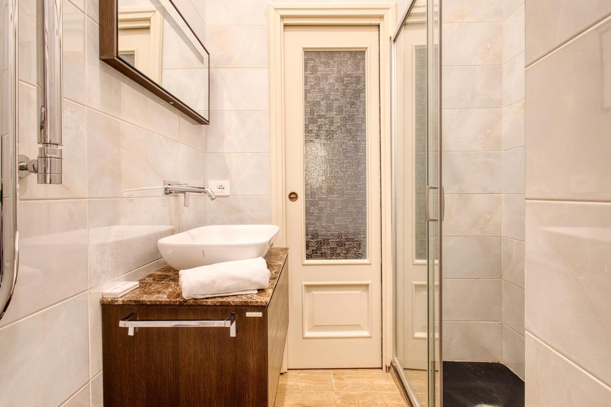Joivy Modern 1-bedroom Flat Near The Centre Of Mailand